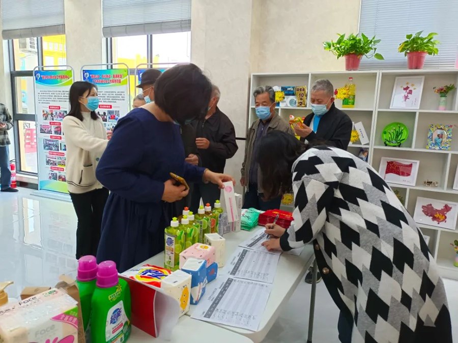 潜江广华寺街道小积分推动基层社会大治理