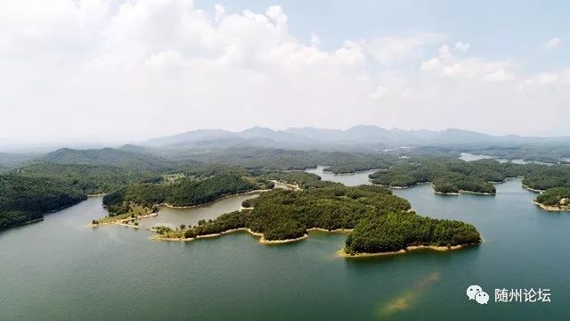 這是我市建設的首個國家級溼地公園,以封江口水庫為主體,包含上游部分