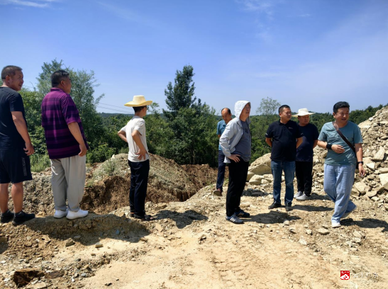 对"还塘"线外工程所涉及的14个村,43块地逐块进行了现场踏勘,听取了镇