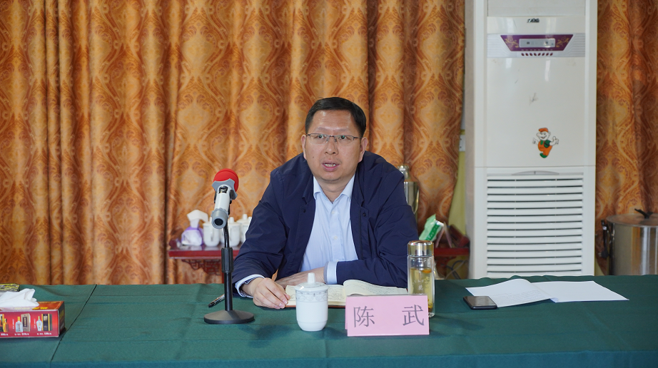 县领导调研旅游项目并召开现场办公会 _云上随县