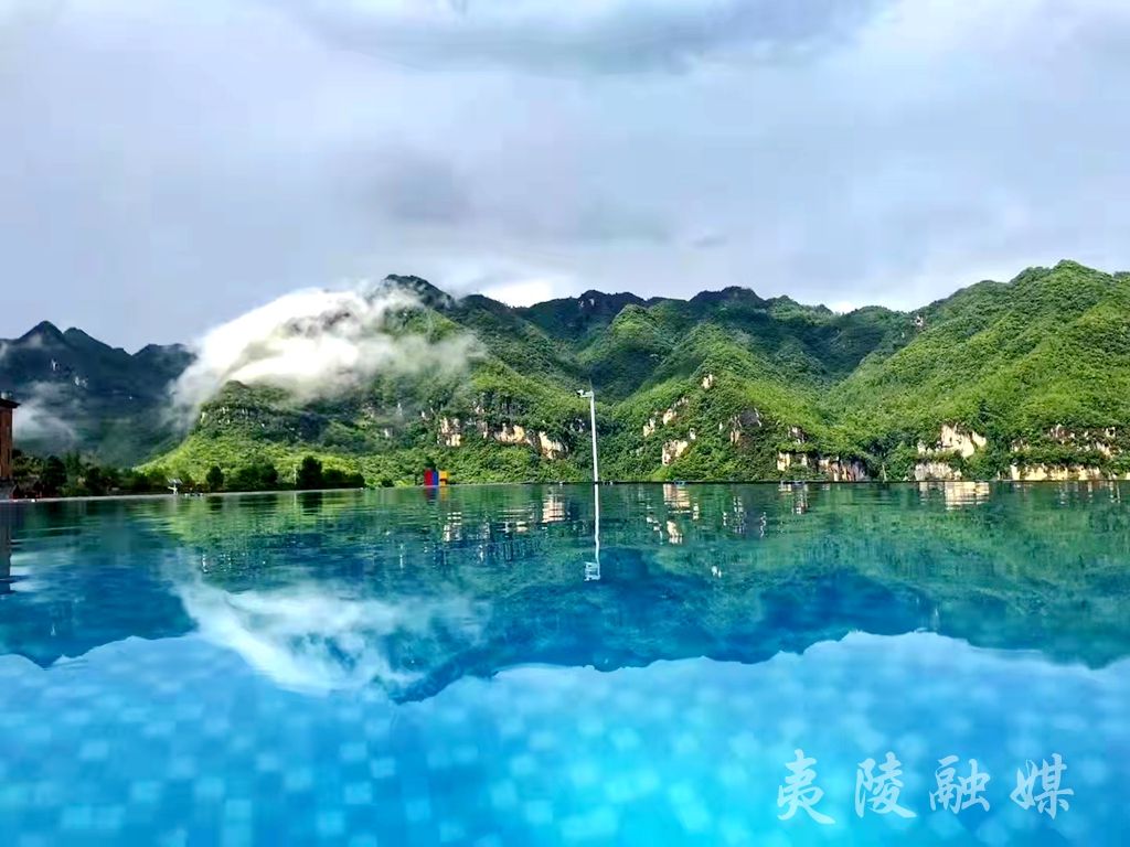 向往生活烂漫花季宜昌职工四季游春季主题活动在三峡富裕山开幕