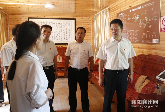 黄进督办检查安全生产森林防火工作