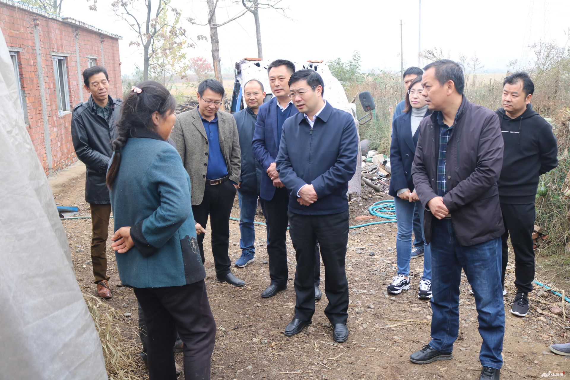 杨兴铭到峪山镇调研脱贫攻坚工作