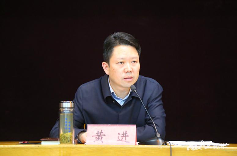 黄进坚决落实巡察反馈问题整改责任高标准推进汉江流域退捕禁捕工作