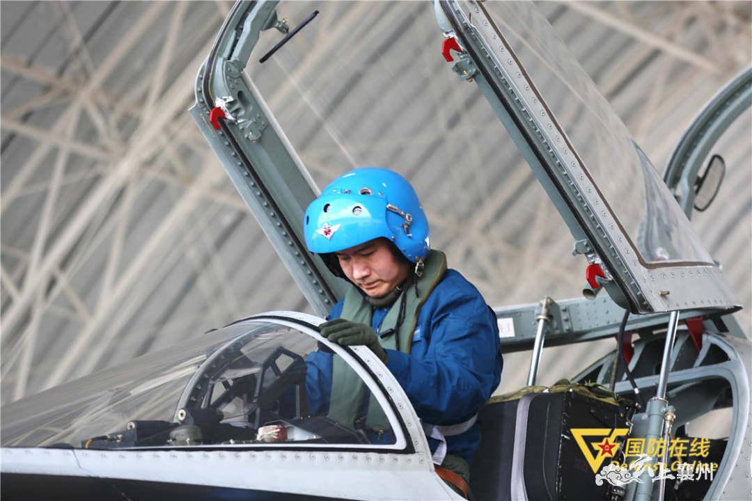 过瘾飞豹又亮飞刀