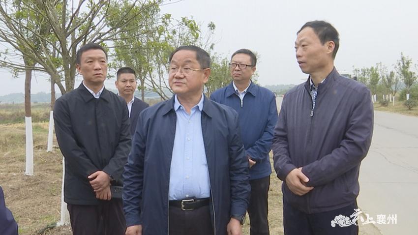 区人大常委会主任张双成,区人大常委会副主任郑同文,副区长李建国参加