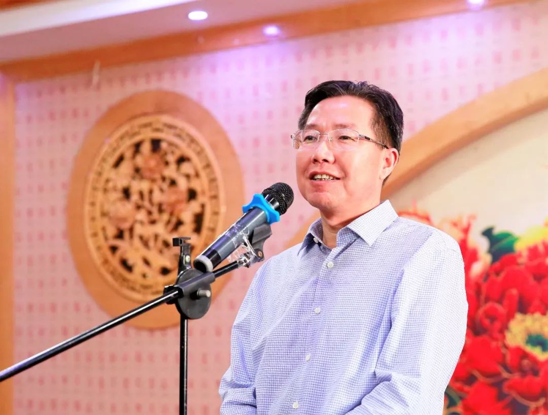 区领导万小勇,尤金明,傅明山,何志春,雷洪,刘恩锋,殷育红,王祥,洪林