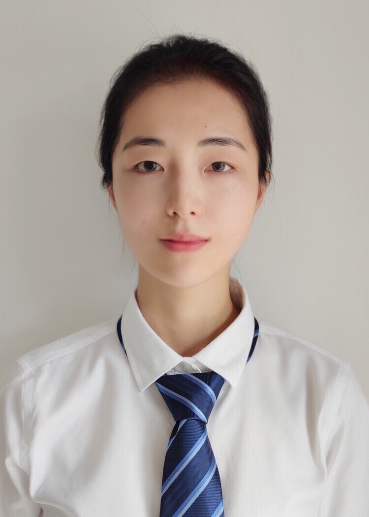 彭雪,女,汉族,1989年1月出生,2007年11月入党,201