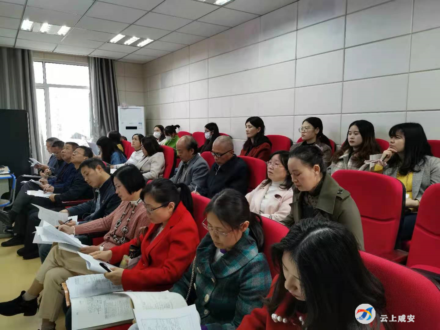 咸宁高中陈玲蒙老师,横沟高中邱紫琦等10名教师获一等奖,青龙山高中