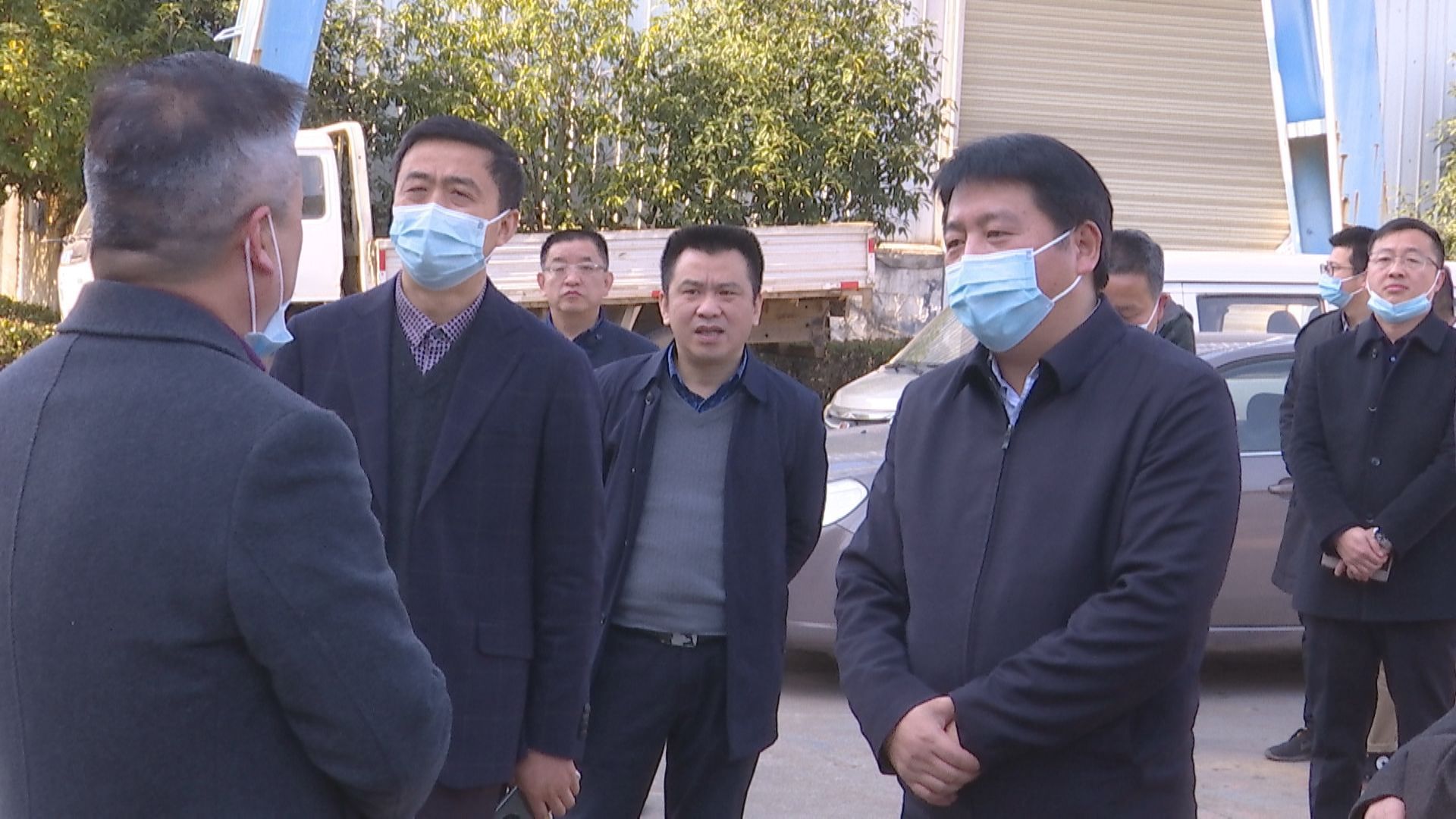 送祝福鼓干劲区领导新春走访重点企业