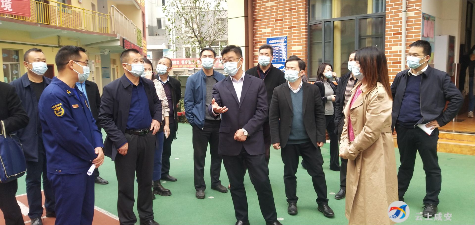 咸宁高新实验外国语学校,市第七小学和咸宁市泉都学校,李军平深入到