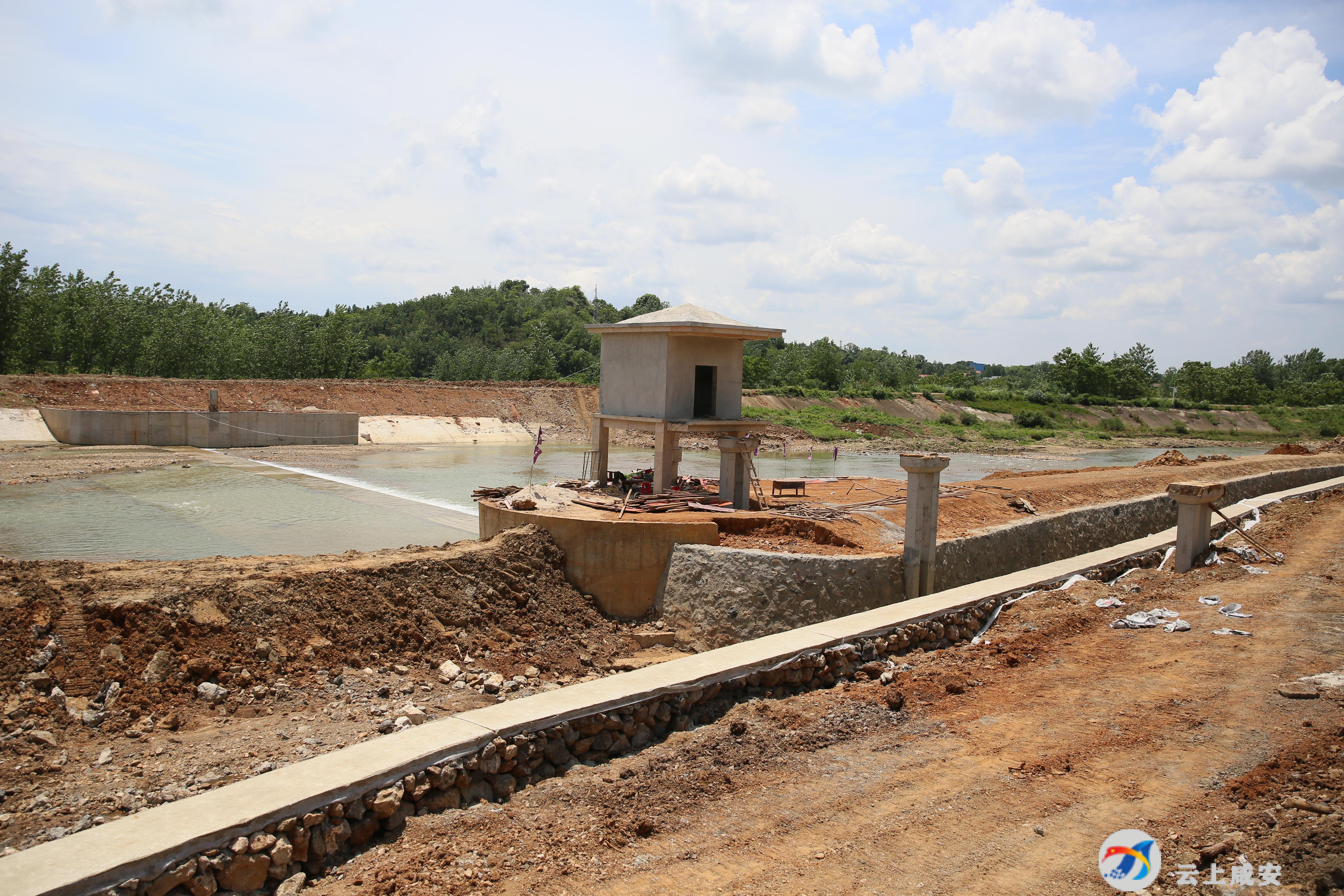 双溪桥镇按下建设快捷键民生工程暖民心