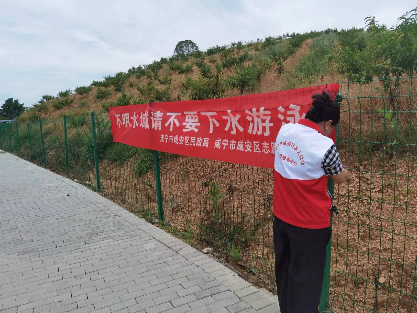 这一系列举措提高了广大市民对防溺水安全的重视程度,也为未成年人的