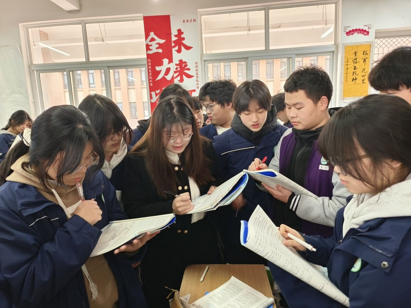 教师讲解.jpg
