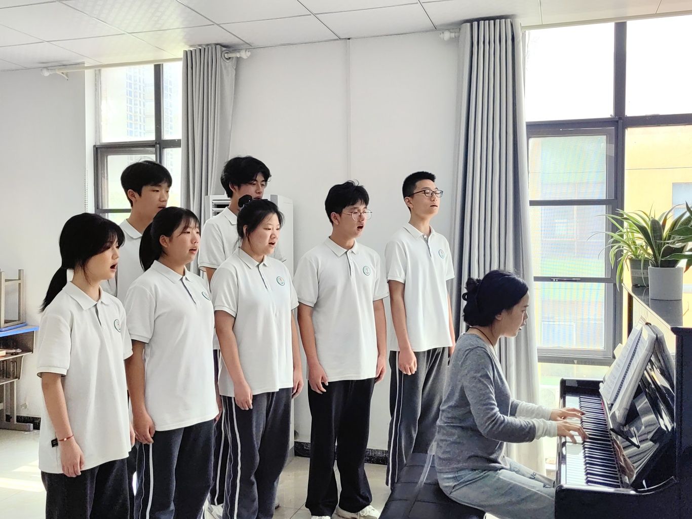 2.声乐训练课.jpg