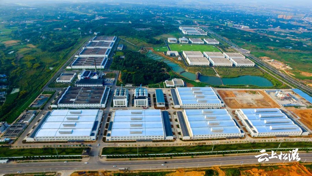 竞发奋力打造山水绿城工业新城
