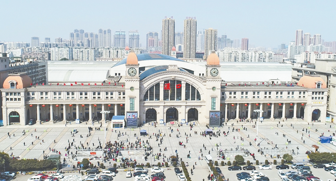 汉口火车站全景图图片