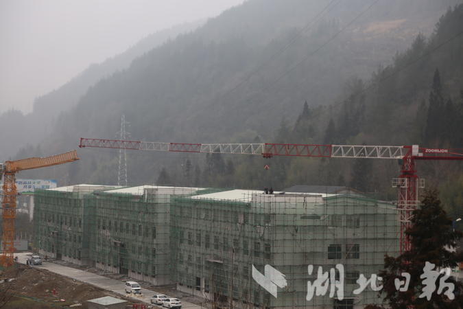 2023年初中国板党现代产业园施工修建照片