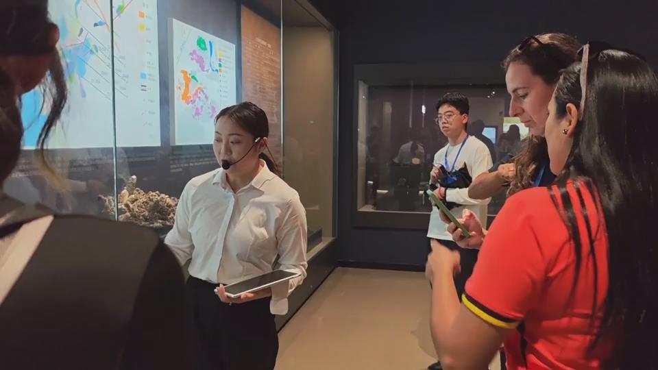 【新闻直通车】拉美西语国家知名媒体人来黄参观 被震撼到了