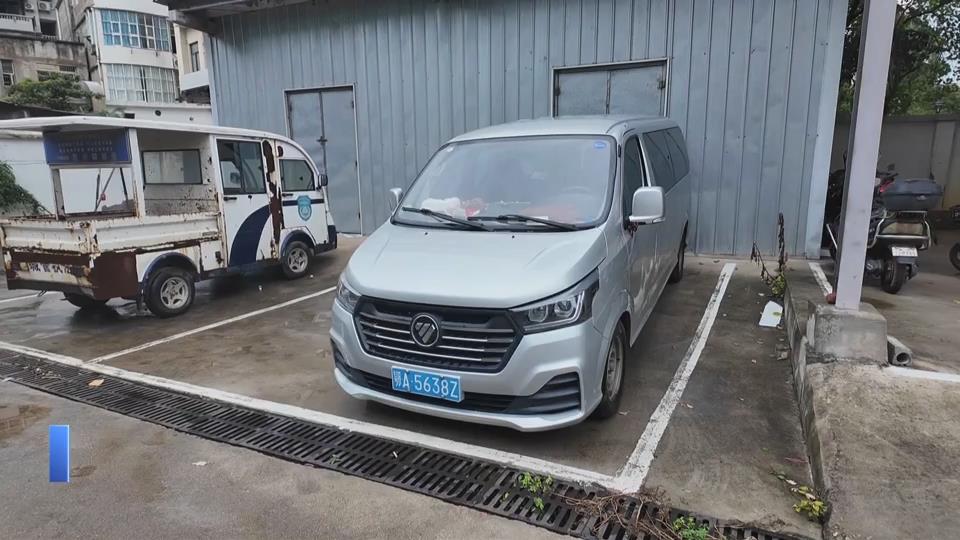 【新闻直通车】诚信黄石 你我共建·曝光失信案例 | 外地司机“私运”餐厨垃圾 黄石城管清晨拦停