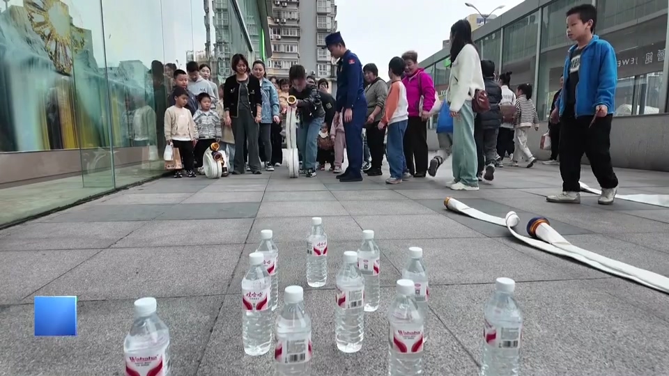 【新闻直通车】119消防宣传月 | 边玩边学 闯关得奖品！消防游园会趣味多