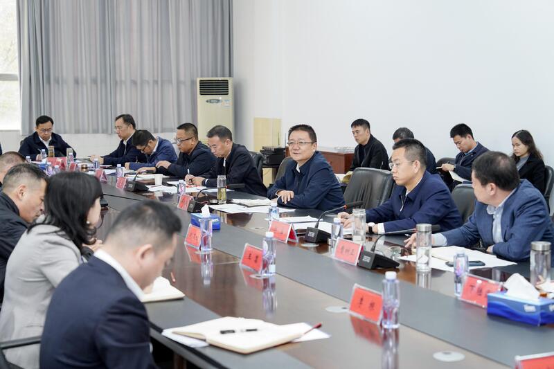 培育发展新动能 放大企业品牌效应