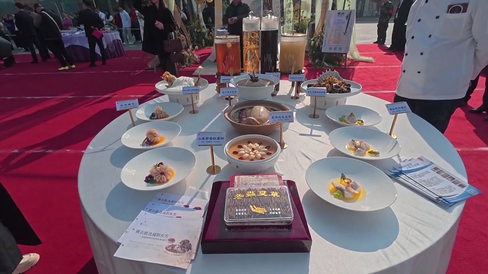 【新闻直通车】黄石臻选 福到东方 | 烹饪大赛！药食同源秀创意 黄石厨神赛高下