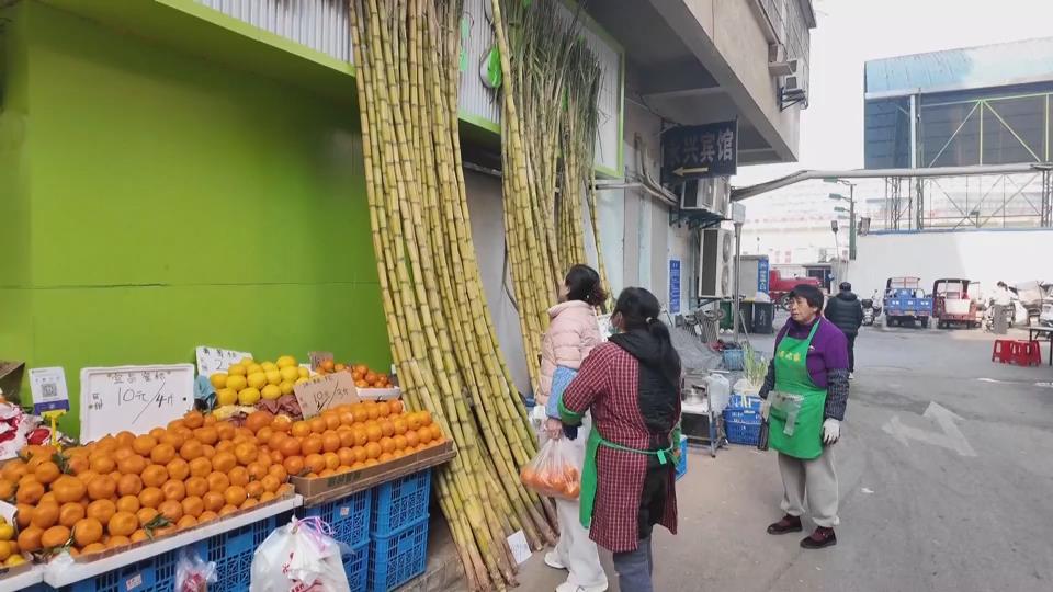 【新闻直通车】记者调查冬果“身价” | “质价比”单品成冬日“甜心”担当