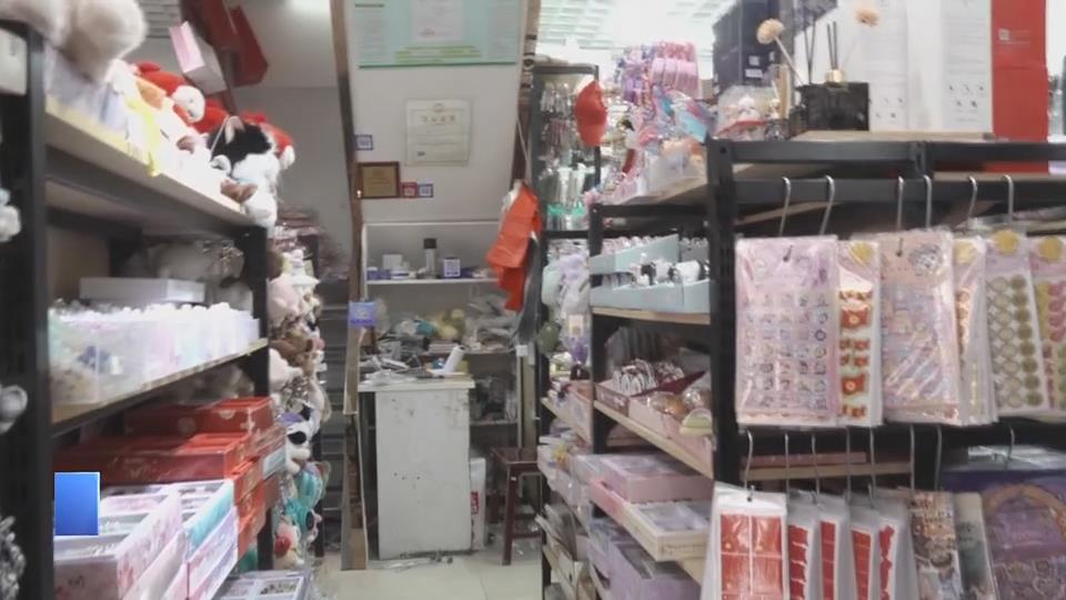 【新闻直通车】记者调查 | 市监部门突袭检查 选购要点要记好