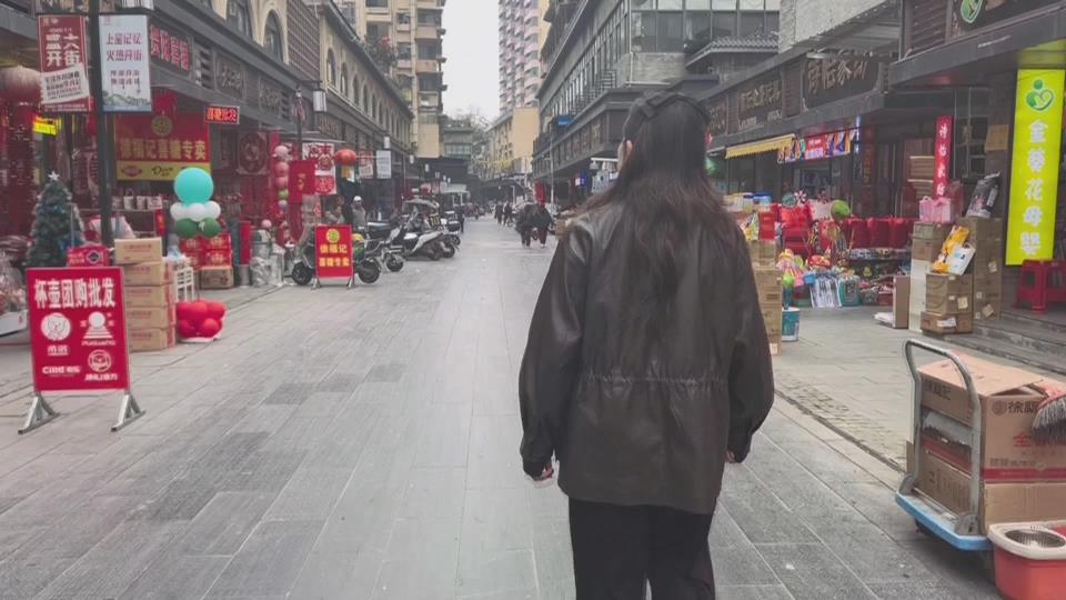 【新闻直通车】记者调查 | 记者走访门店商超 部分取暖产品缺3C认证