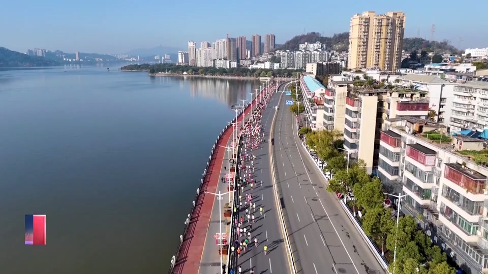 【新闻直通车】我为两会捎句话 | 市民：希望文旅出圈 体育更燃 “商气”更旺