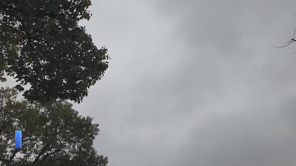 【新闻直通车】迎寒而上 | 直降10℃至12℃ 今冬最强寒潮来袭