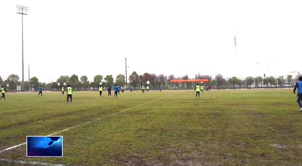 直通楚超联赛 | 雨中练兵 黄石队全力备战揭幕战