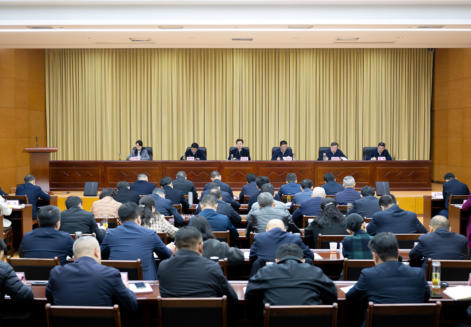 郄英才在市委农村工作会议上强调 真抓实干 锐意进取 不断开创“三农”工作新局面