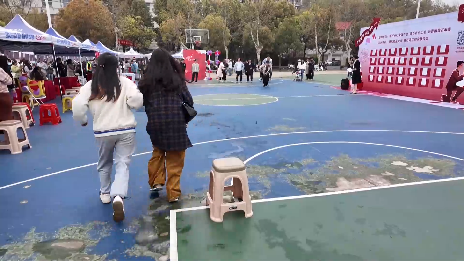 【新闻直通车】春日相亲交友会 帮你遇见对的人