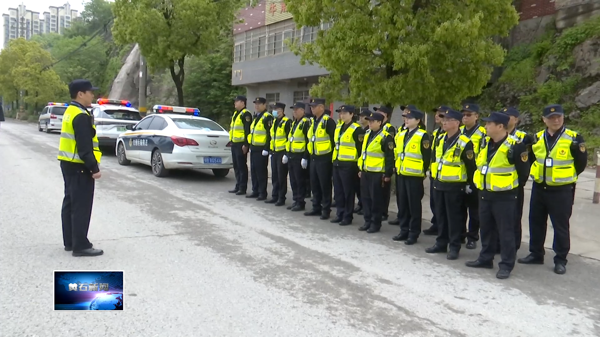 市交通运输综合执法支队：一日严查 整治道路运输车辆违法违规行为