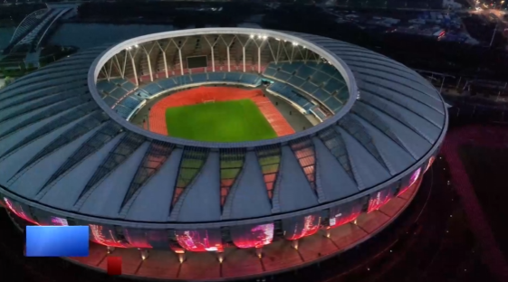 【新闻直通车】燃情楚超 足梦黄石 | 集结！黄石队奥体热血练兵