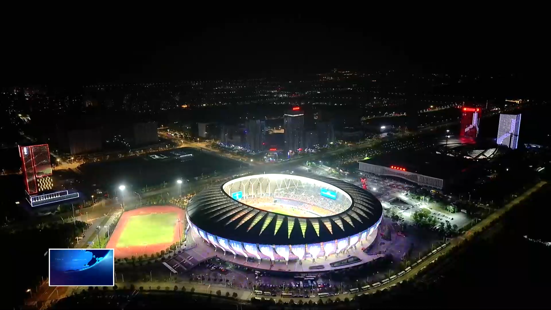 燃情楚超 足梦黄石 | 四大NPC方阵巡游 文艺演出展荆楚风韵