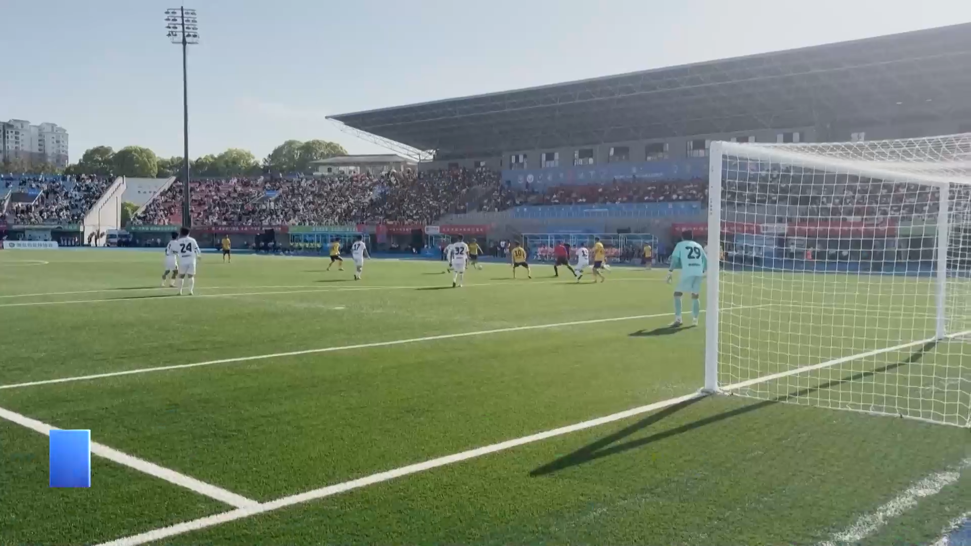 【新闻直通车】燃情楚超 足梦黄石 | 三分钟两球！“带刀后卫”黄焱祥惊艳赛场