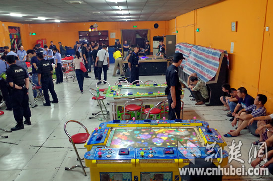 武汉动漫公司实为特大赌博机销售窝点