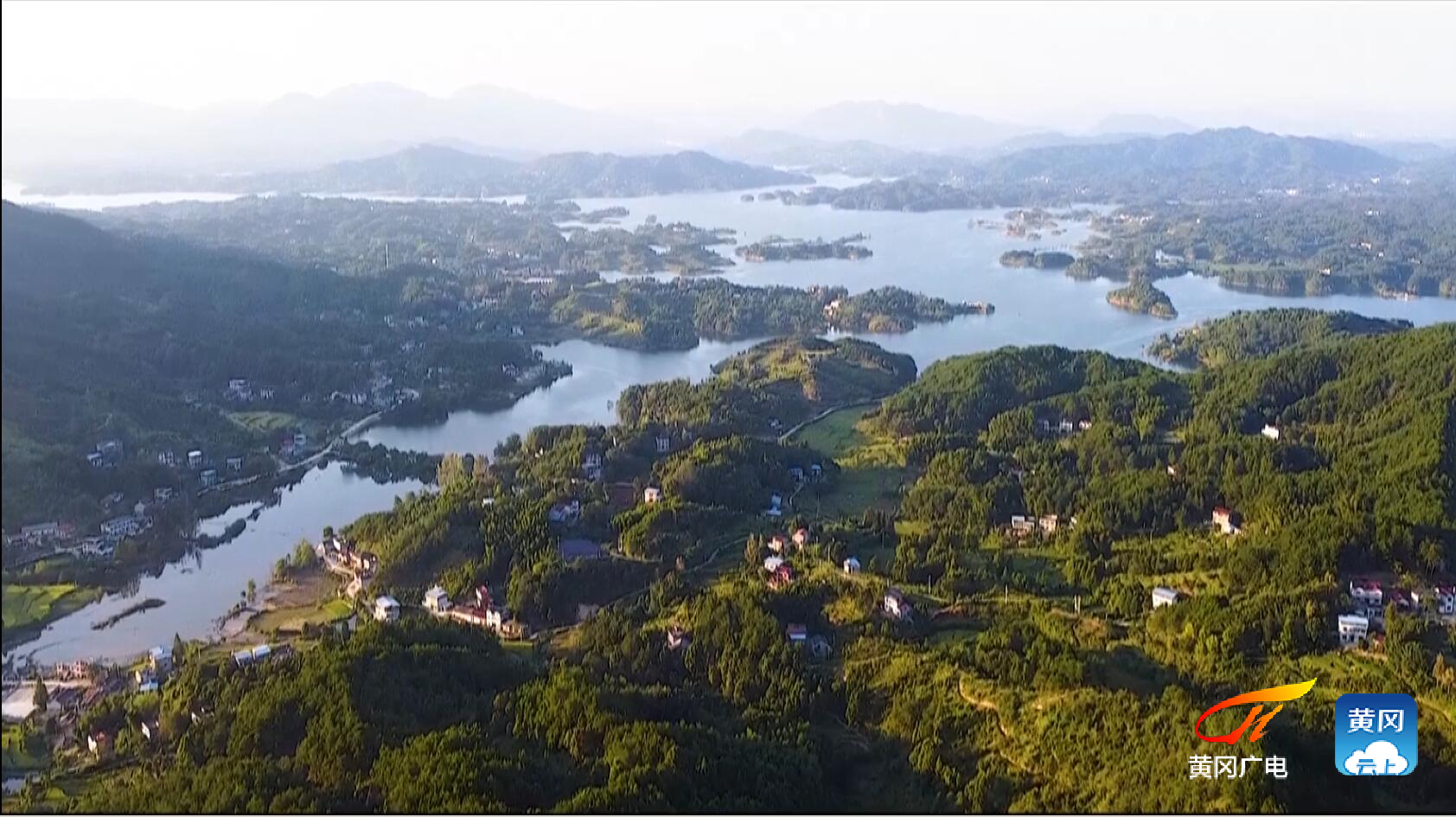 據悉,浠水將重點打造三角山莊國家級旅遊度假區,卓爾大別山溫泉小鎮