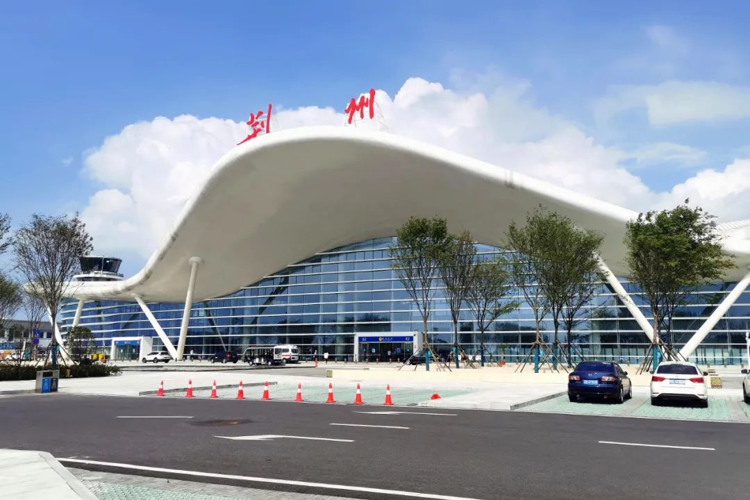 【关注】湖北这一机场新增7个航点城市!_云上黄冈