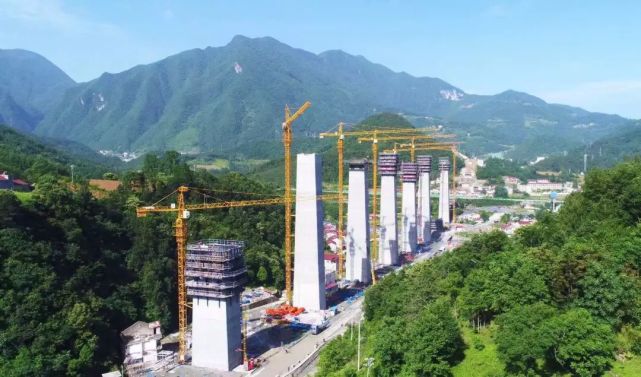 湖北铁路建设将是我省新增营业里程最多之年,重量级拟新开工项目攻坚