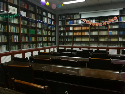 最美诵读者罗教讲：珞珈山下建起学者私家图书馆