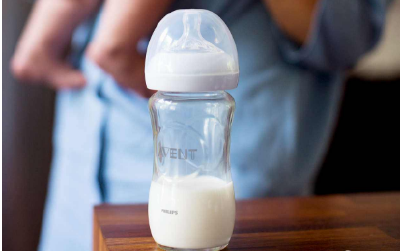 人民日报:一杯奶可以兴一个产业,一杯奶可以强一个民族