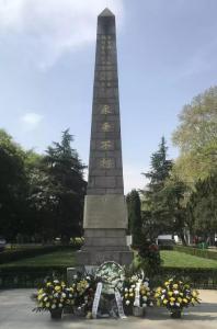 巡礼纪念碑：记住武汉上空的“鹰”