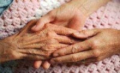 记者探访癌症晚期患者生活，临终关怀如何实现生死两相安