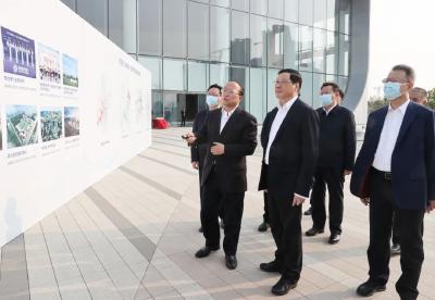 应勇在武汉经开区调研，要求坚持产城融合理念，建设宜居宜业现代新城