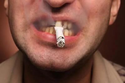 经常吸烟的人会短命吗？英国专家经过50年的调查，找出了真相
