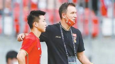 新外教不好找 国足选帅仍无实质性进展